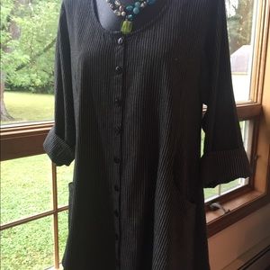 Tulip ladies loose fit long tunic top.